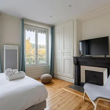 Hamac - Arloing - 6 People Apartment
